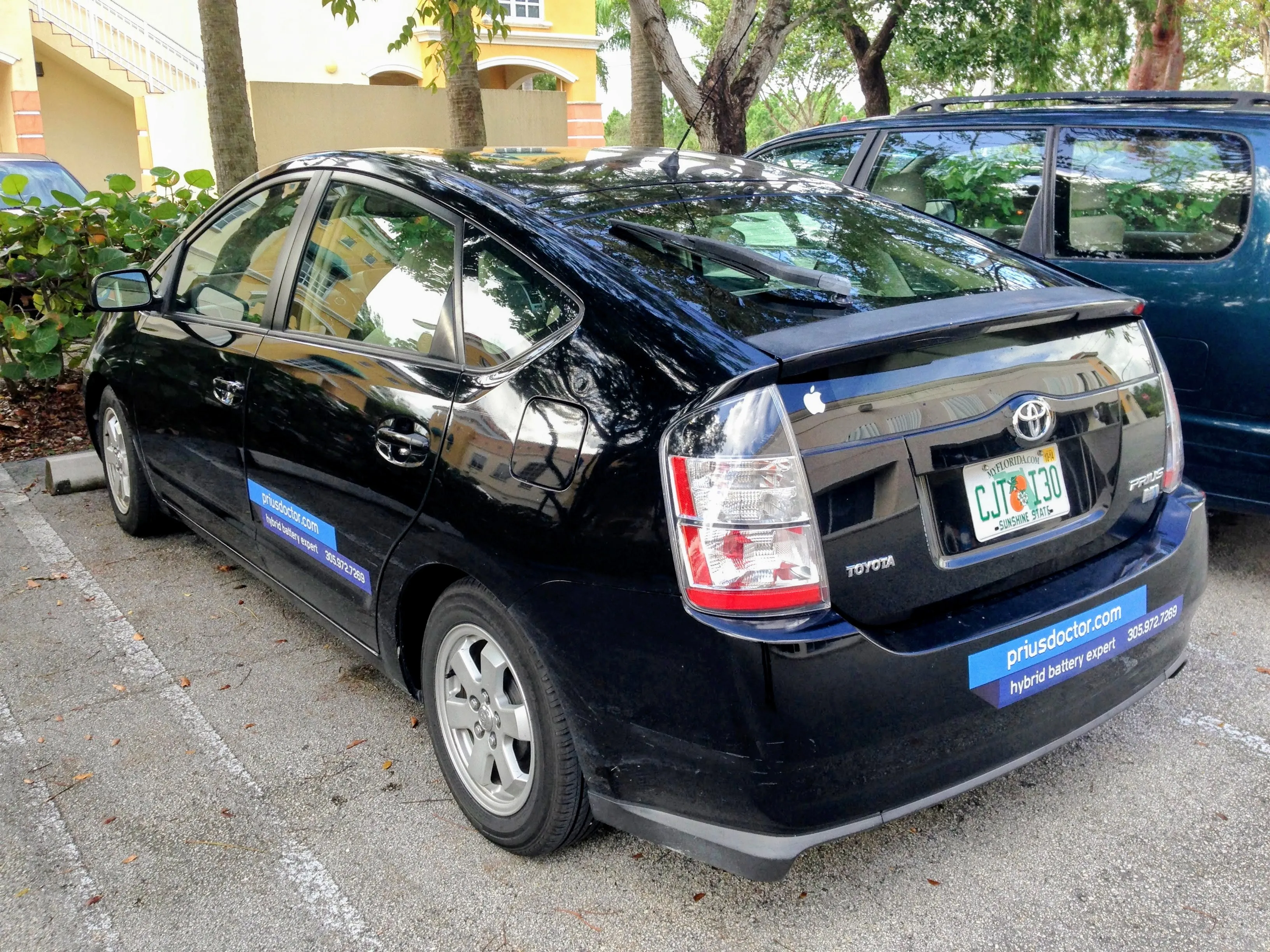 Trabajo con híbridos Toyota. · Miami, FL